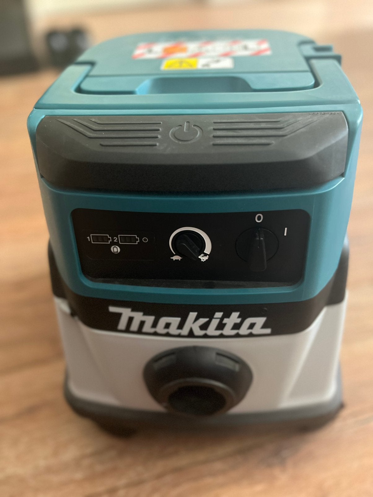 Makita DVC 861LZ hybride stofzuigen 2x18 volt of 220 volt, Ophalen of Verzenden, Nieuw, Elektrisch, Overige soorten