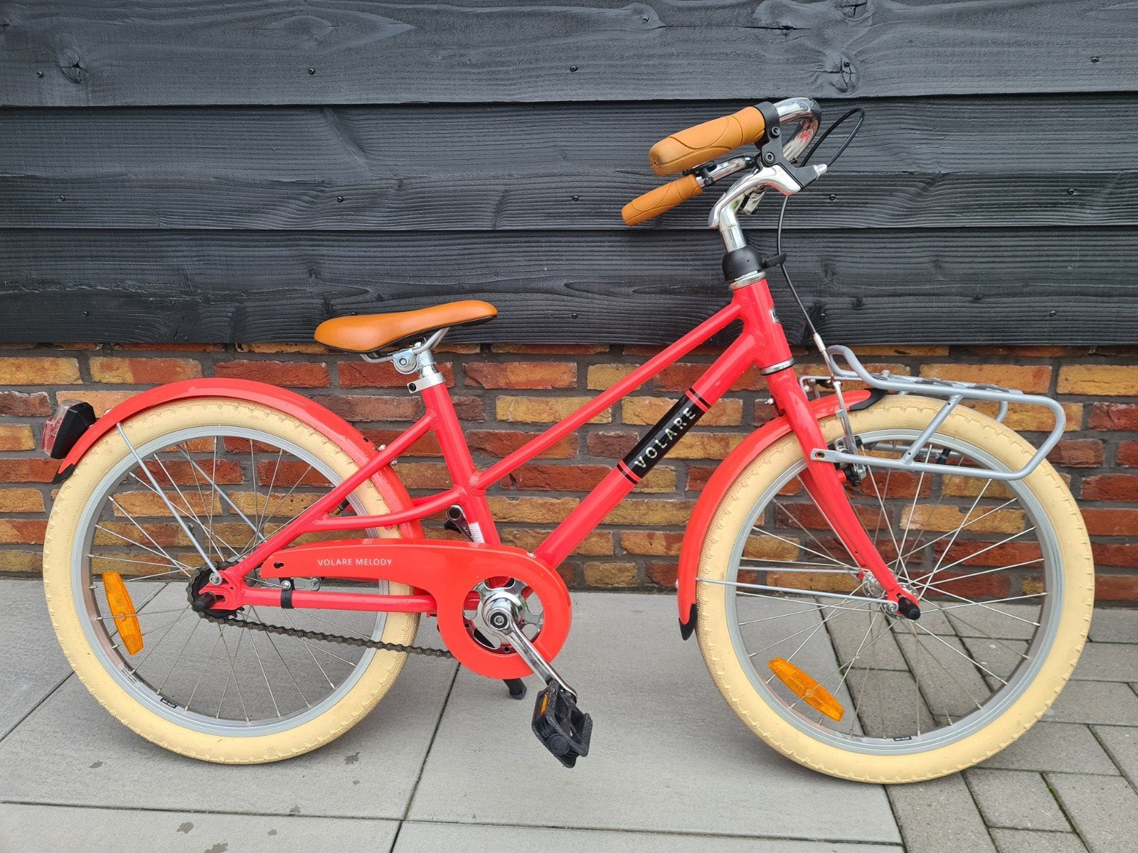 Nieuwstaat Volare Melody meisjesfiets 20 inch., Ophalen, Volare Melody, Zo goed als nieuw, Terugtraprem