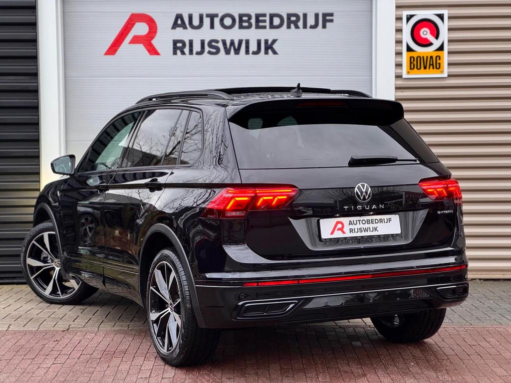 Volkswagen Tiguan 1.4 TSI eHybrid R-Line Pano/Sfeer/360/Keyl, Auto's, Gebruikt, 4 cilinders, Zwart, Hybride Elektrisch/Benzine