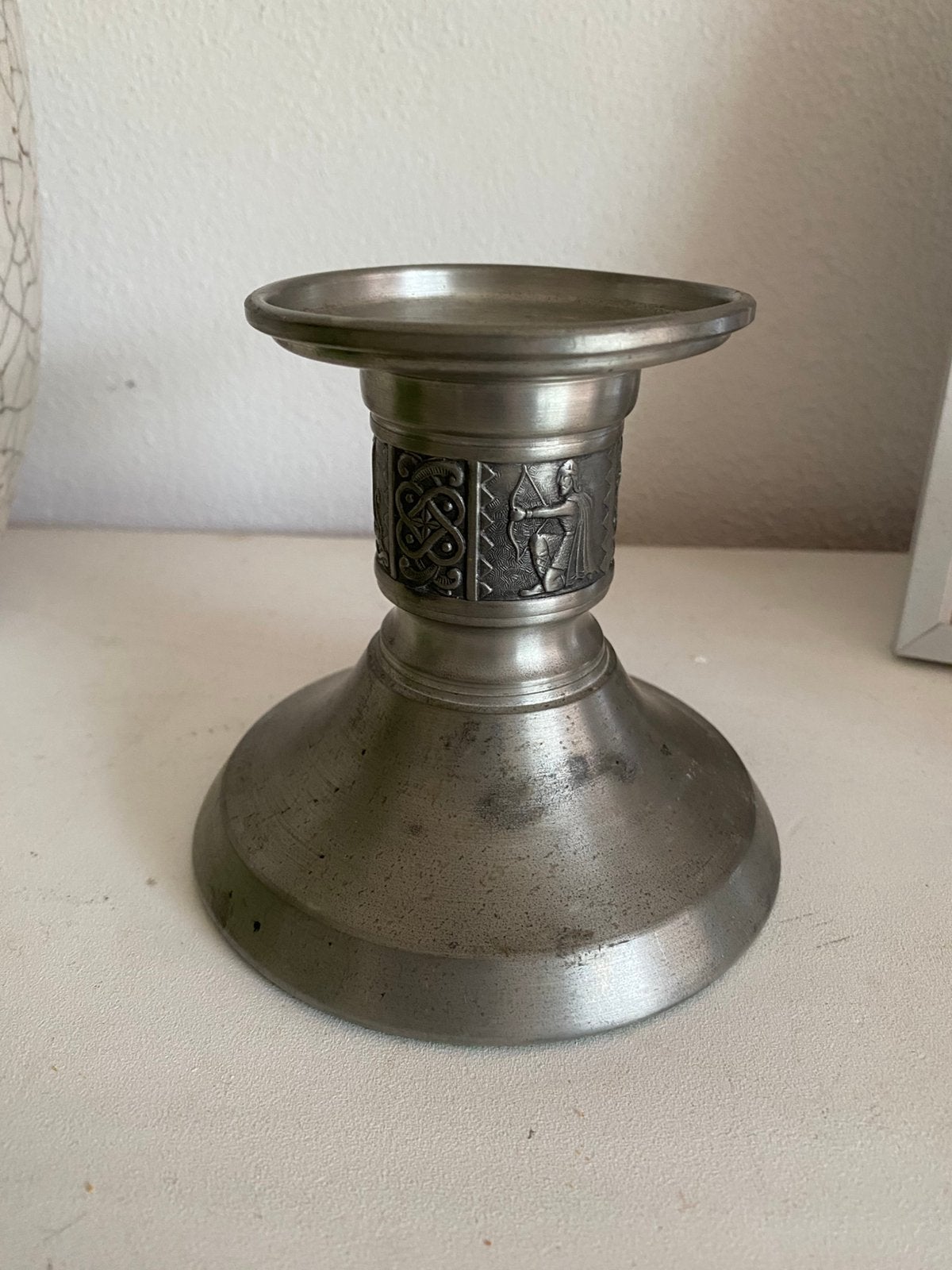 Noorse kandelaars, Ophalen