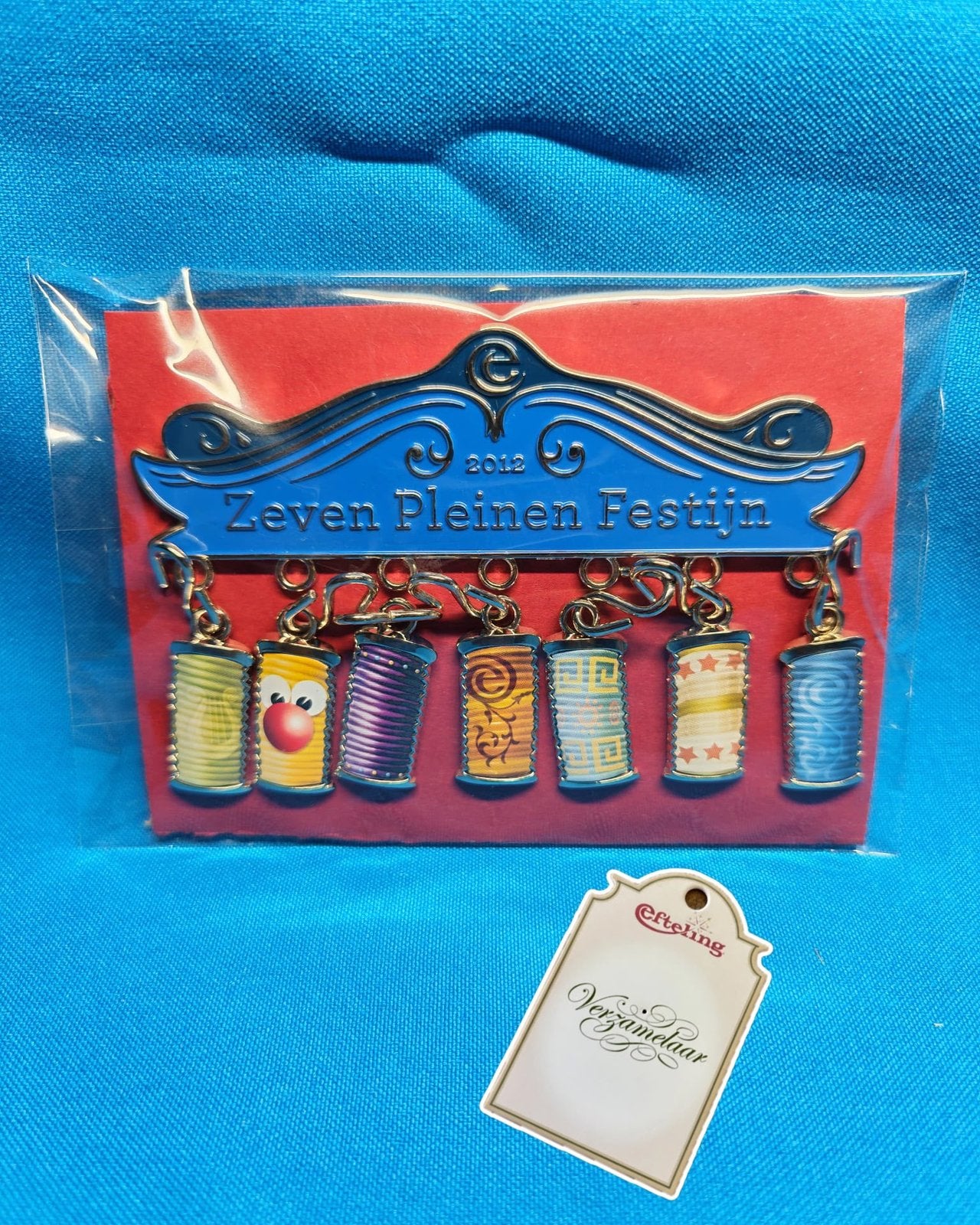 Efteling pin complete set zeven pleinen festijn 2012., Ophalen of Verzenden, Zo goed als nieuw, Button of Speldje