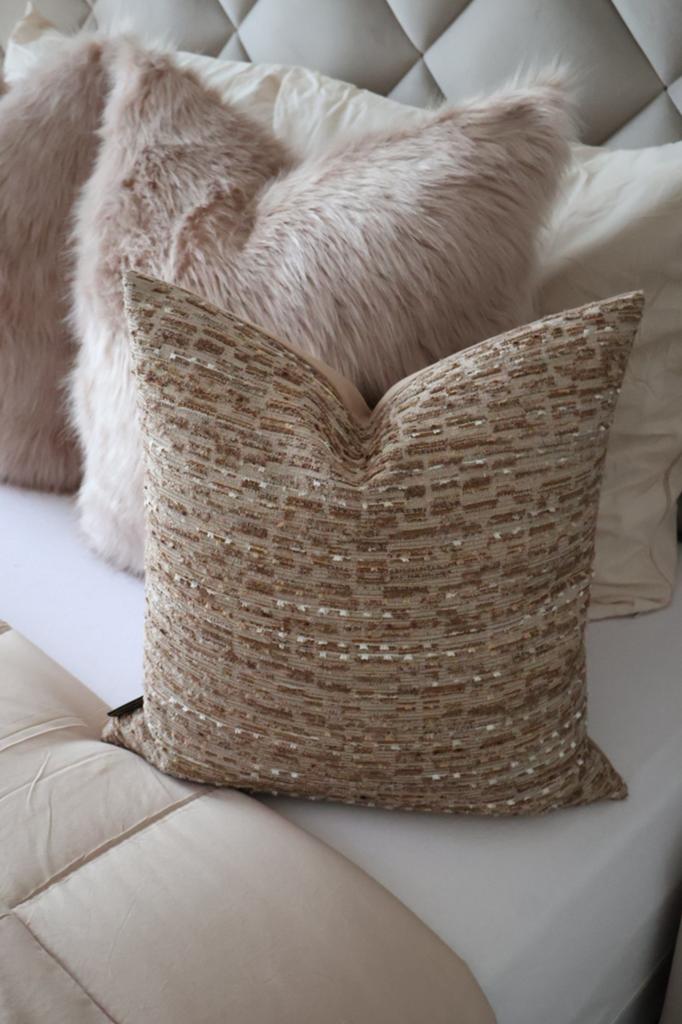 Brons Sierkussen, Huis en Inrichting, Woonaccessoires | Kussens, Ophalen of Verzenden, Zo goed als nieuw, Overige kleuren, Vierkant