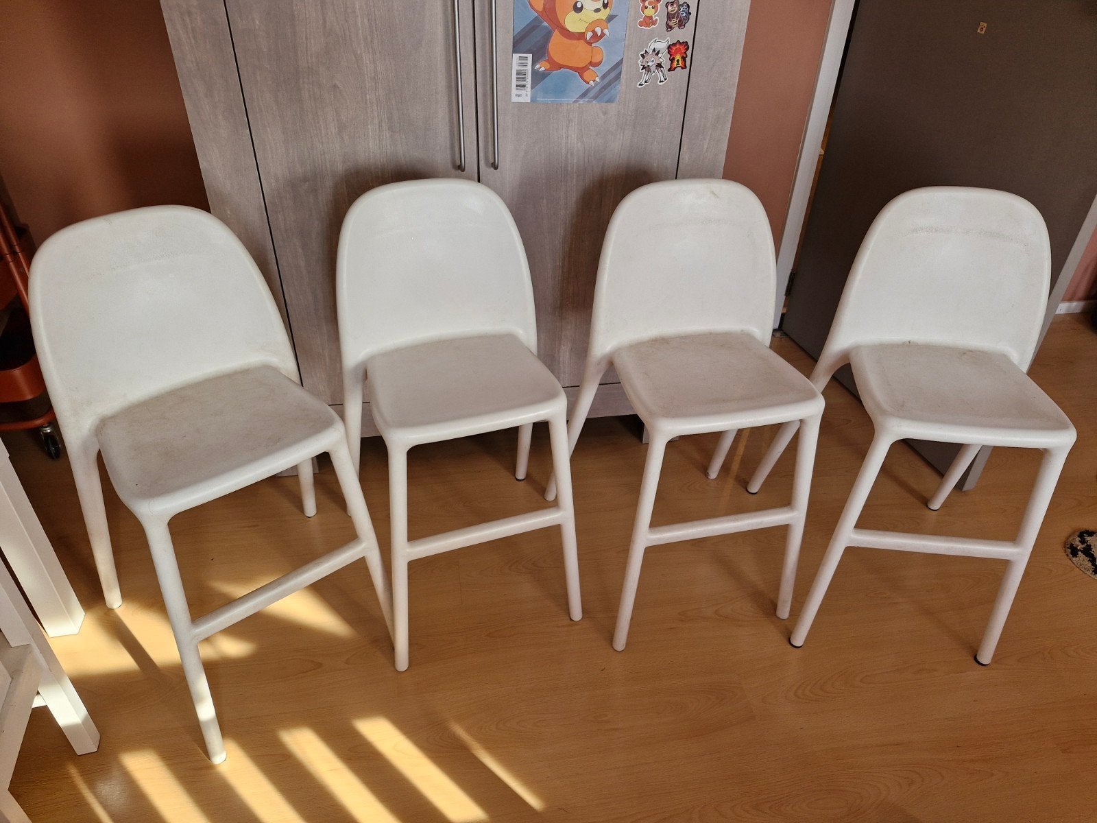 IKEA Urban stoelen, Ophalen, Kunststof, Gebruikt, Wit