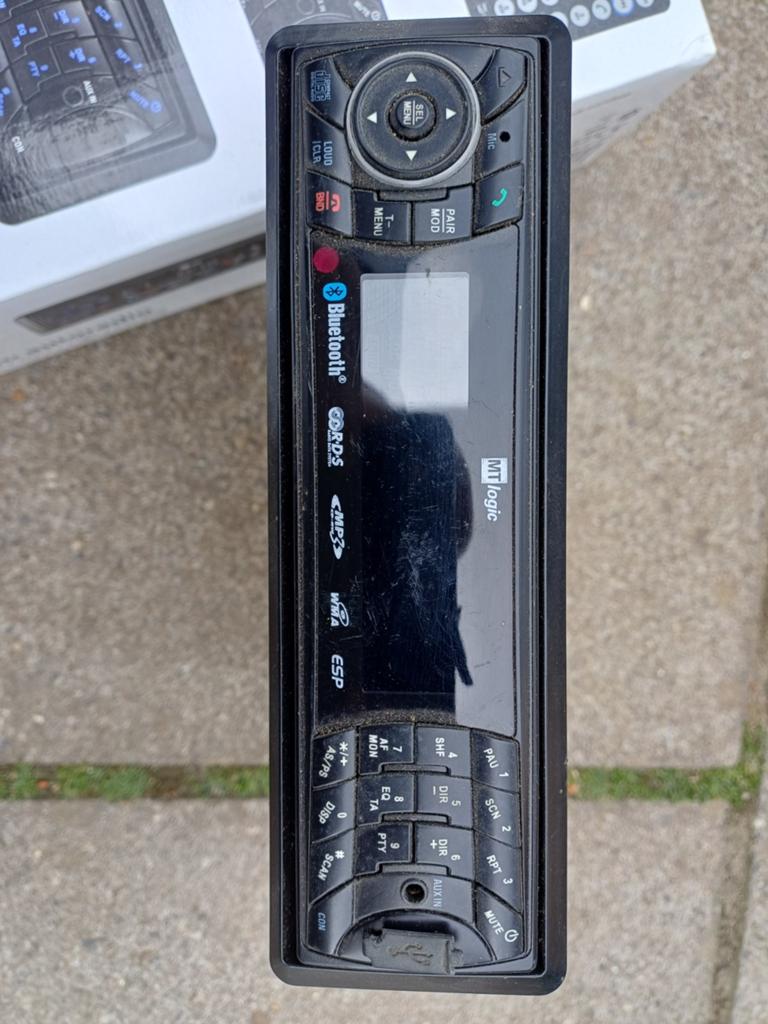 MTT Logic Autoradio met Bluetooth, USB en MP3, Ophalen of Verzenden, Gebruikt
