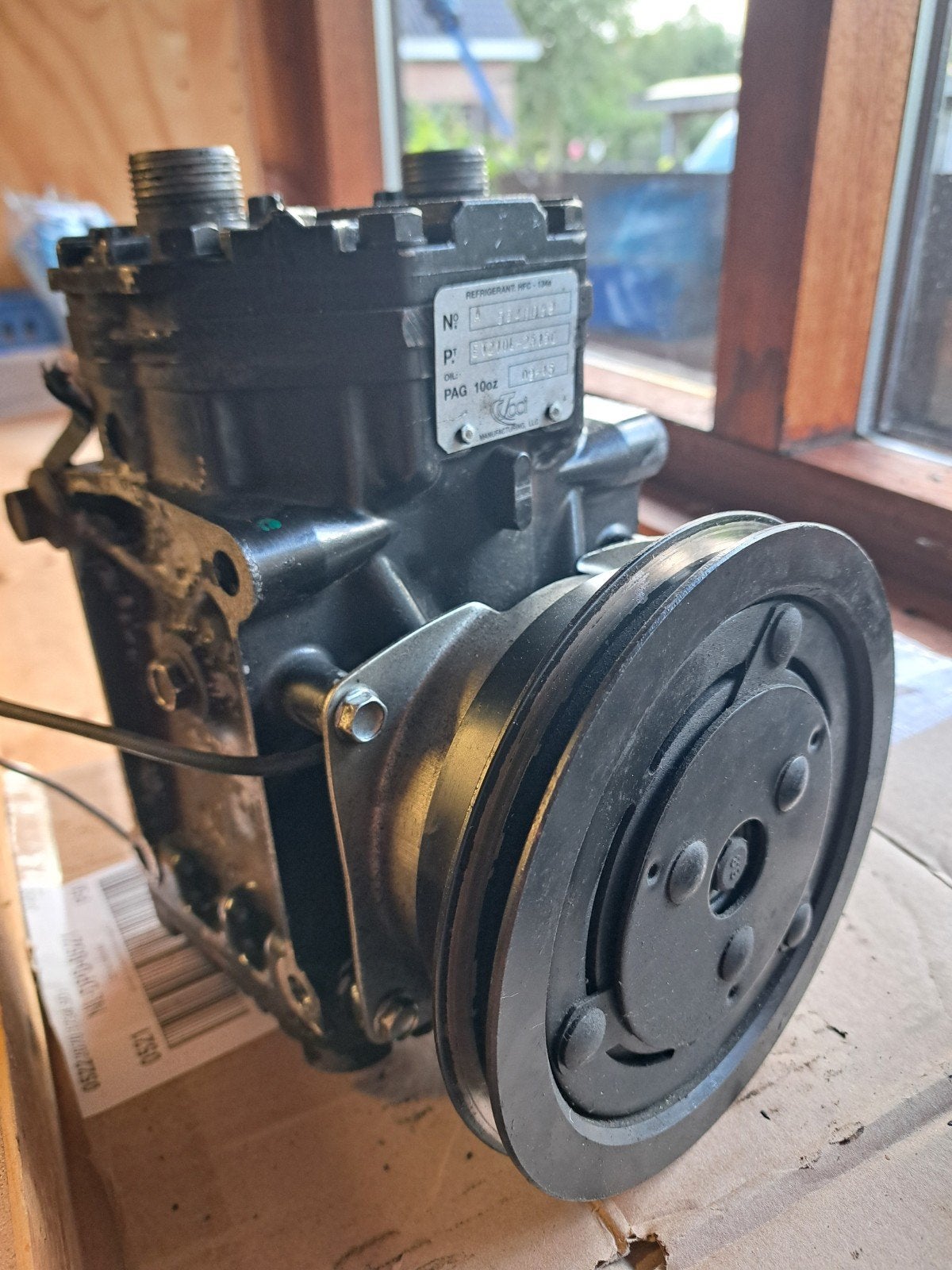 Originele York/CCI Airco Compressor (ET210L) Ford Oldtimer, Auto-onderdelen, Ophalen, Ford