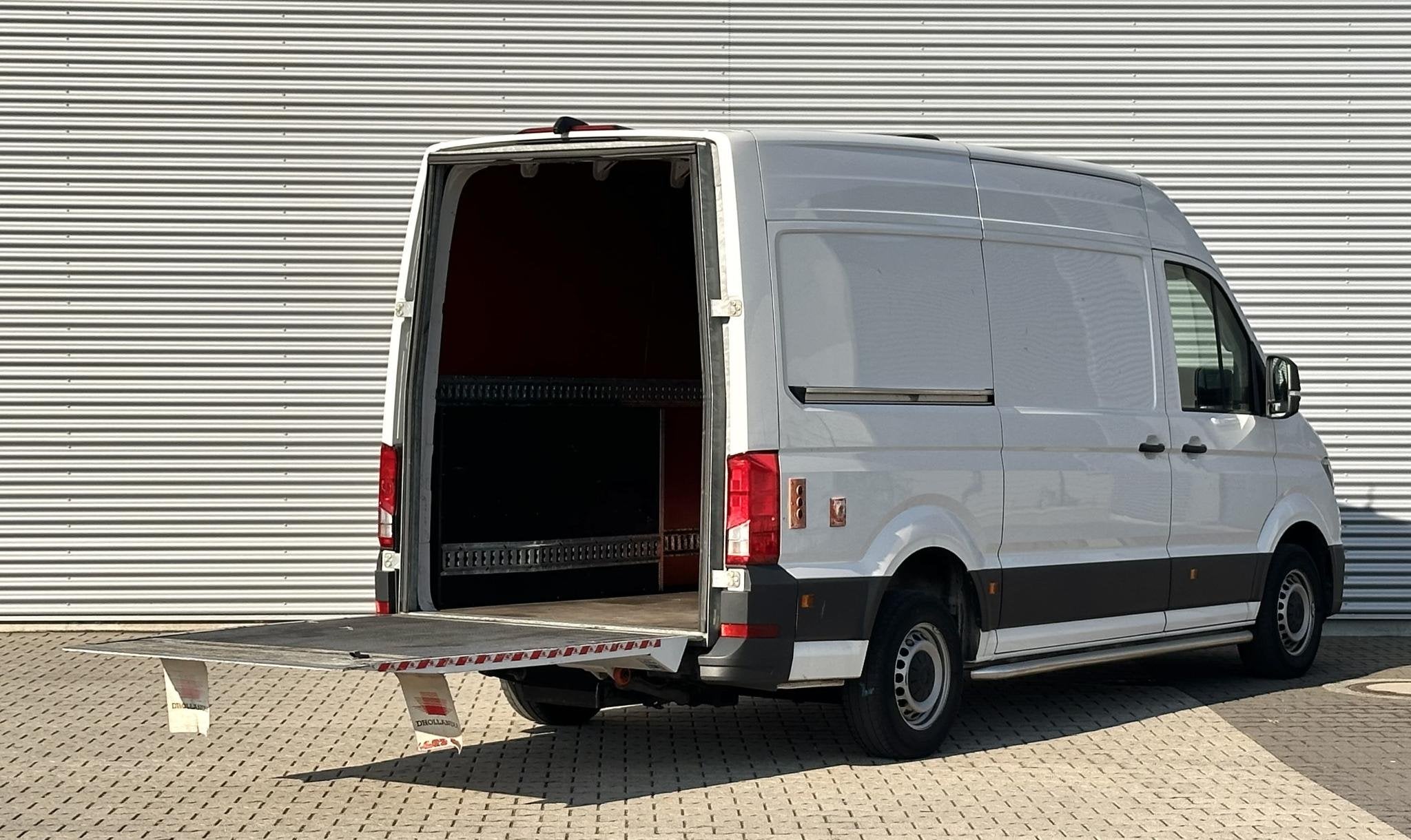 Volkswagen Crafter 35 2.0 TDI L2H2 Bus met laadklep Dholland, Dealer onderhouden, Stof, Gebruikt, 4 cilinders