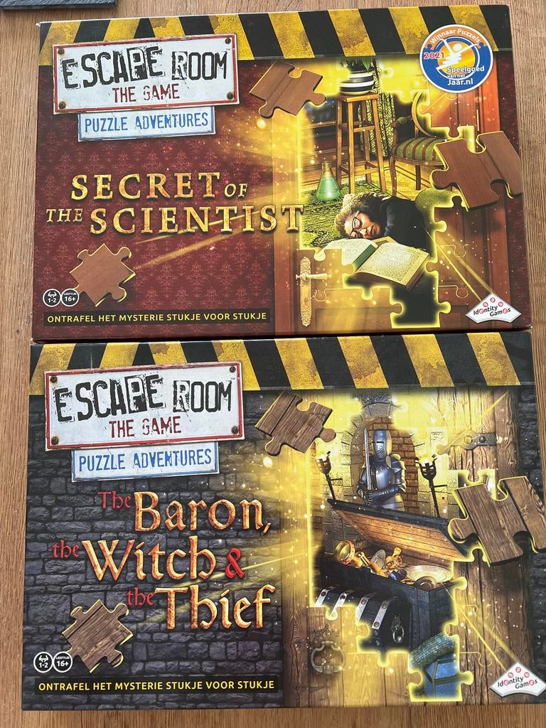 2x Escape Room The Game Puzzle Adventures, Een of twee spelers, Ophalen of Verzenden, Zo goed als nieuw
