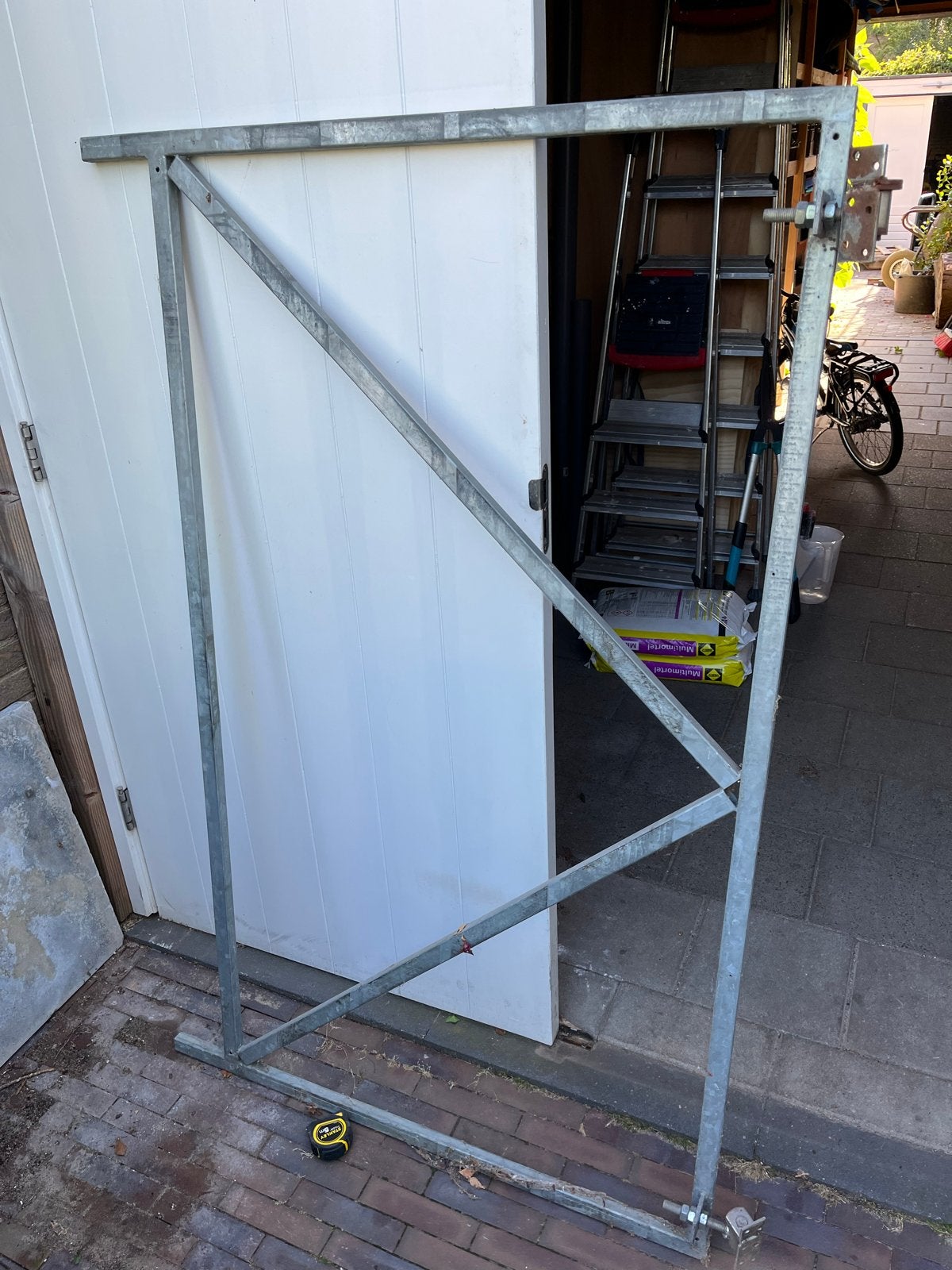 Gegalvaniseerd stalen poortframe met scharnieren, Ophalen, Gebruikt, 250 mm of meer, Overige typen