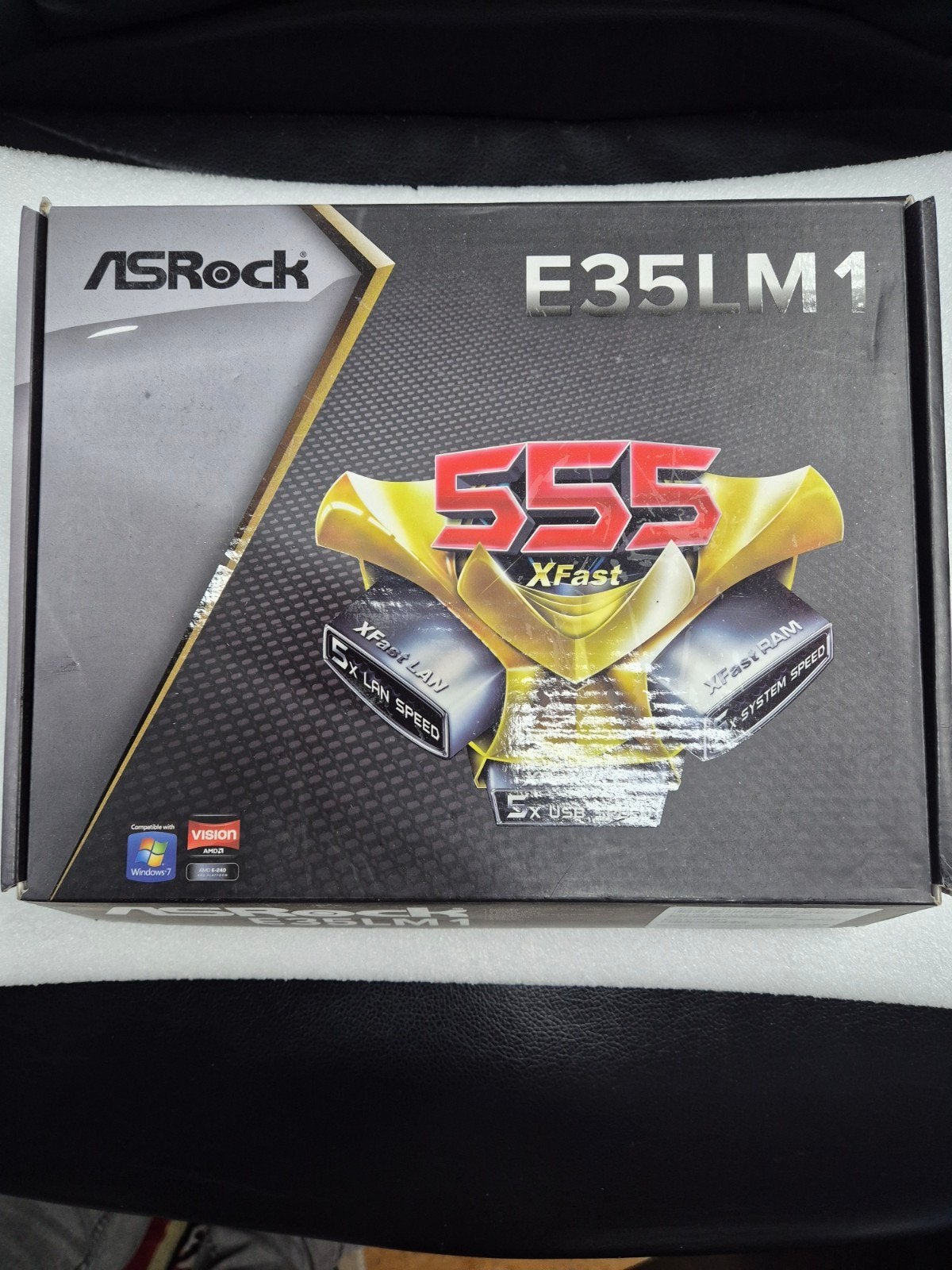 ASRock E35LM1 Moederbord met Processor - Nieuw in Doos, Computers en Software, Nieuw, DDR3, Ophalen of Verzenden, Mini-ITX