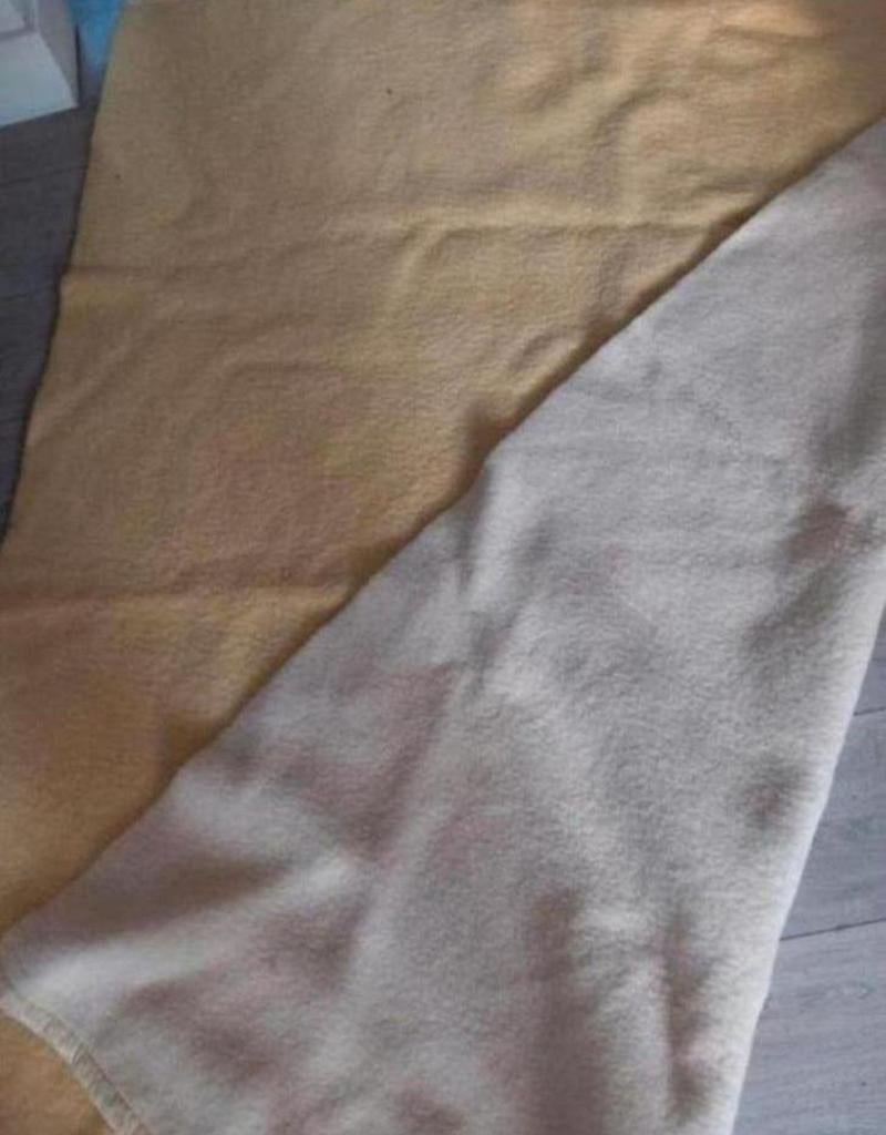 Wollen deken pastel geel, Ophalen of Verzenden, Rechthoek