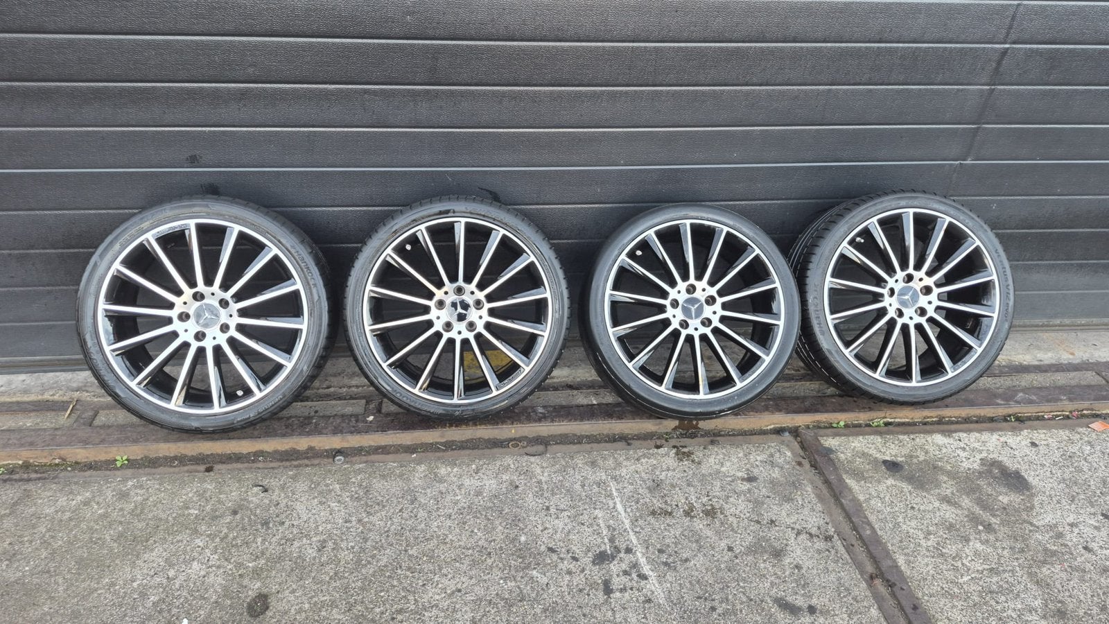Originele 19inch Mercedes AMG-Line Velgen+Banden (Breedset), Ophalen