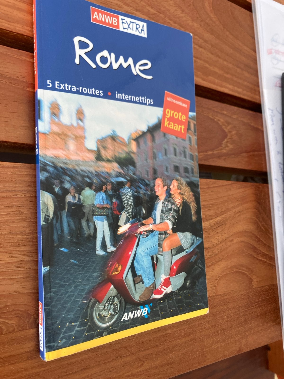 ANWB Extra Reisgids Rome met Grote Kaart en Tips, Gelezen, Europa, Ophalen of Verzenden, Reisgids of -boek