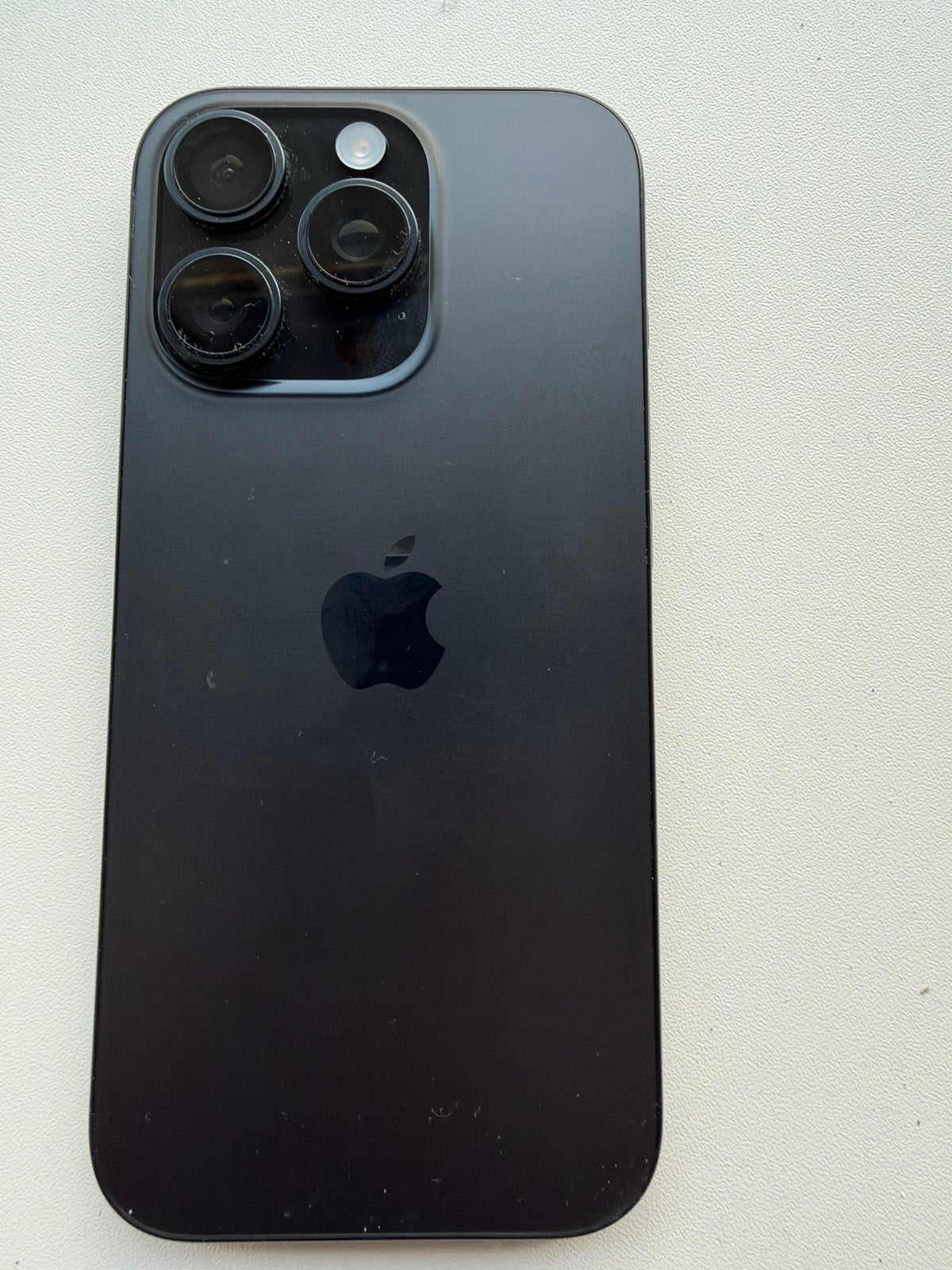 Foto 4 van Iphone 16 pro 256