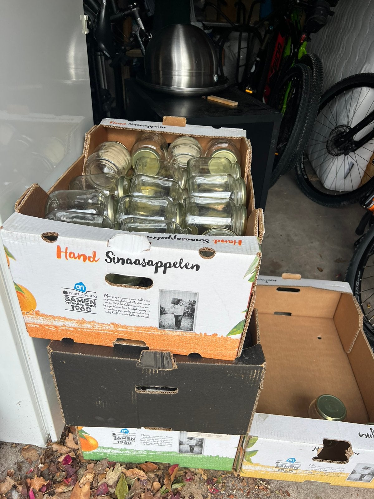 Circa 100 jampotten van 720 gram gratis, Ophalen, Zo goed als nieuw