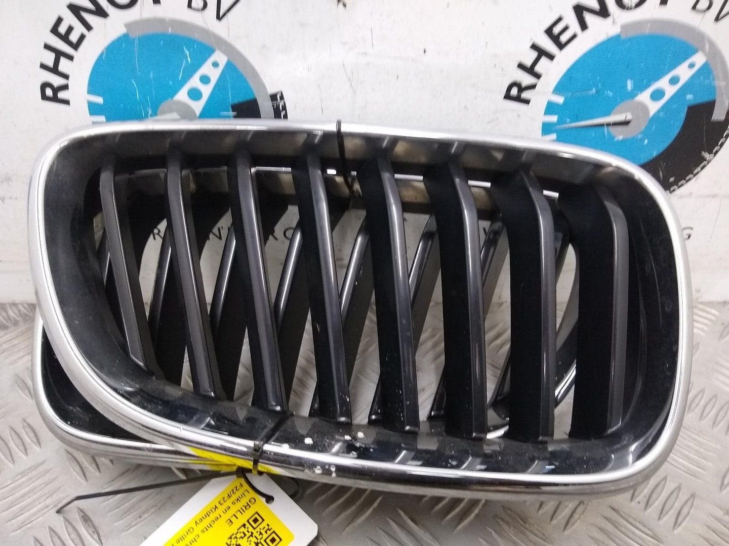 BMW 2 SERIES F22 M240I GRILLE 2017, Ophalen of Verzenden, Gebruikt, Stiba lid