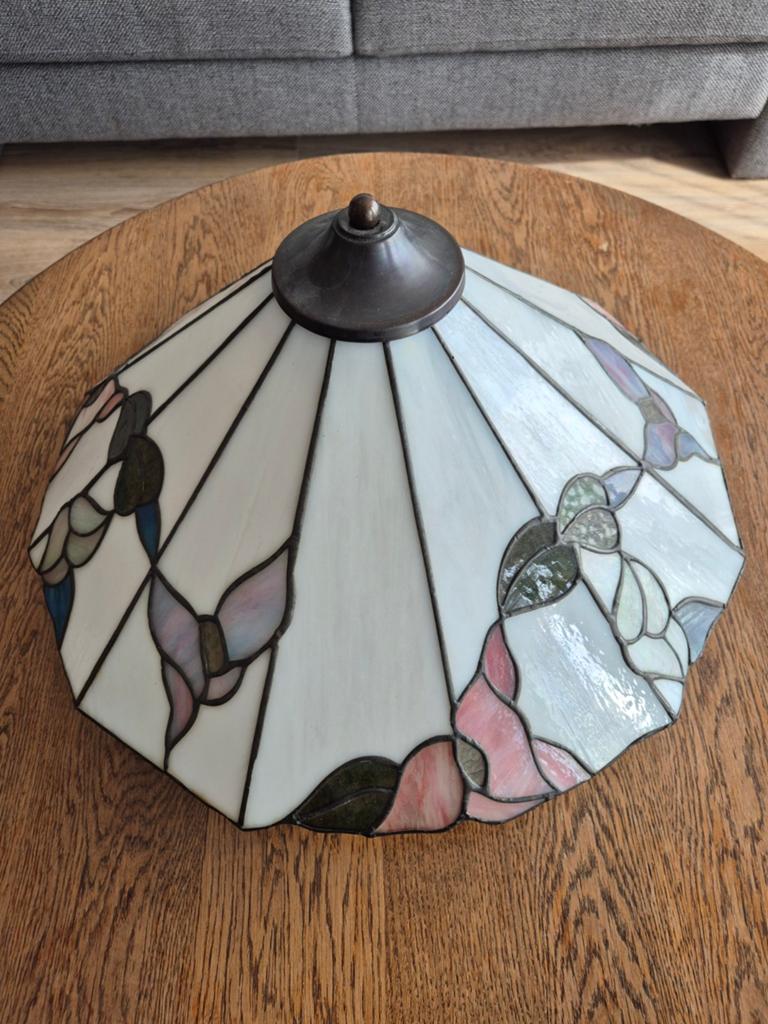 Glas in lood lamp 75 euro ( scheur in glas), Ophalen, Rond, Minder dan 25 cm