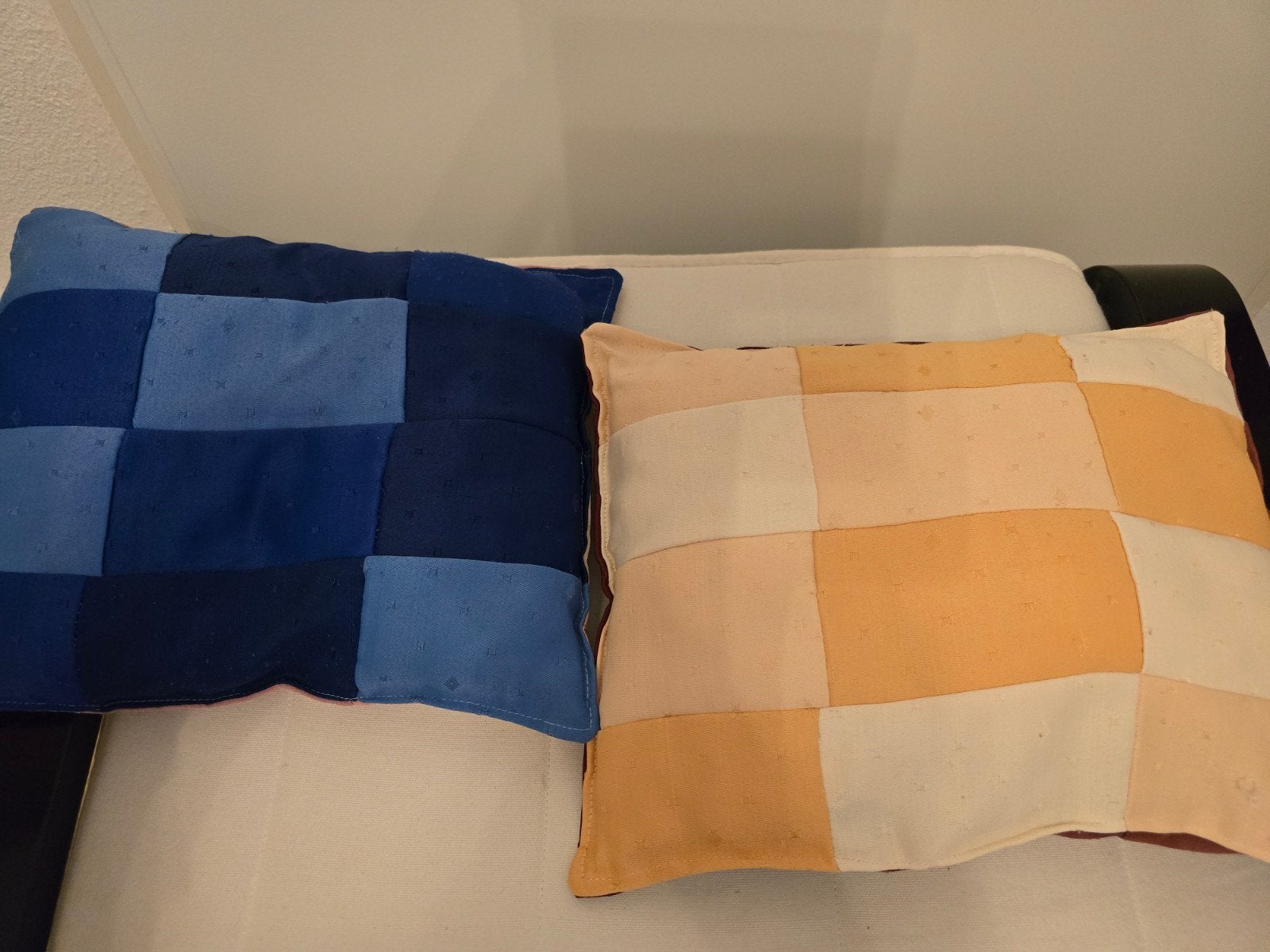 Set van 2 handgemaakte Patchwork kussens (35x27 cm) –Vintage, Ophalen of Verzenden, Zo goed als nieuw, Vierkant