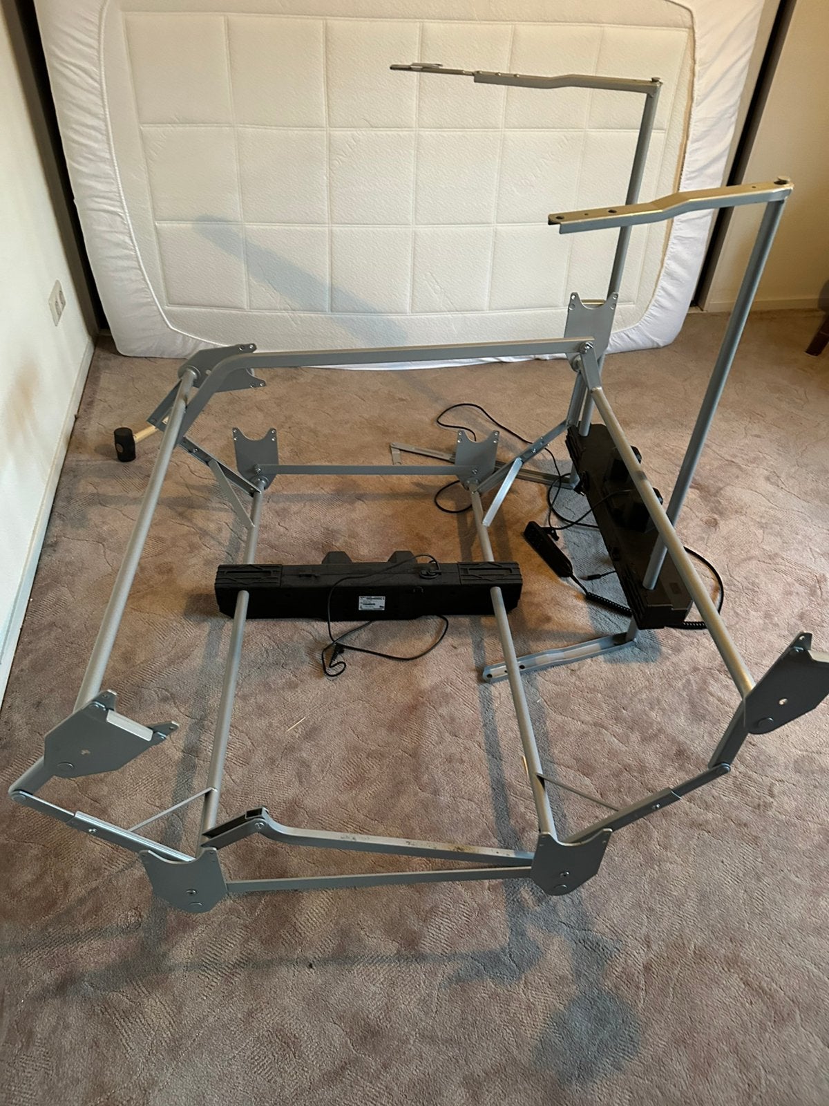 Mechanisme bed, hoog/laag functie, Ophalen, Eenpersoons, Zo goed als nieuw, 120 cm