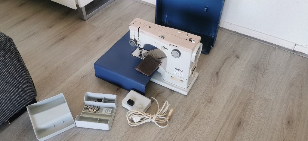 Naaimachine elna SP werkt goed LEER naaien goed, Ophalen of Verzenden, Zo goed als nieuw, Naaimachine, Overige merken