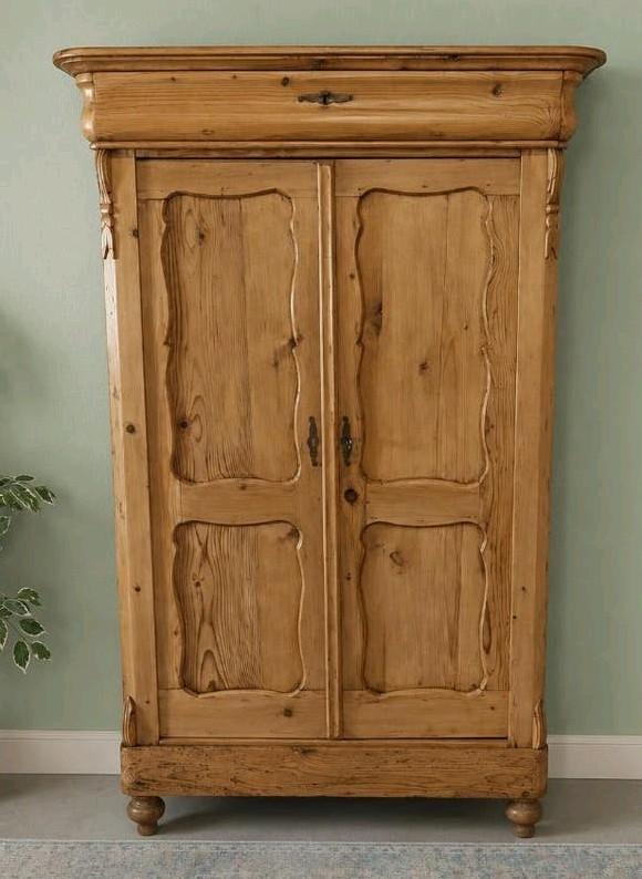 Oude geloogd grenen biedermeier meidenkast kledingkast, Landelijk brocante antiek, Ophalen of Verzenden, Zo goed als nieuw, Nvt