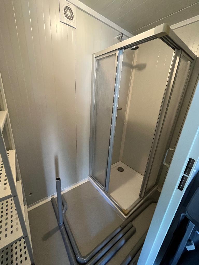 Douche unit, Ophalen, Zo goed als nieuw