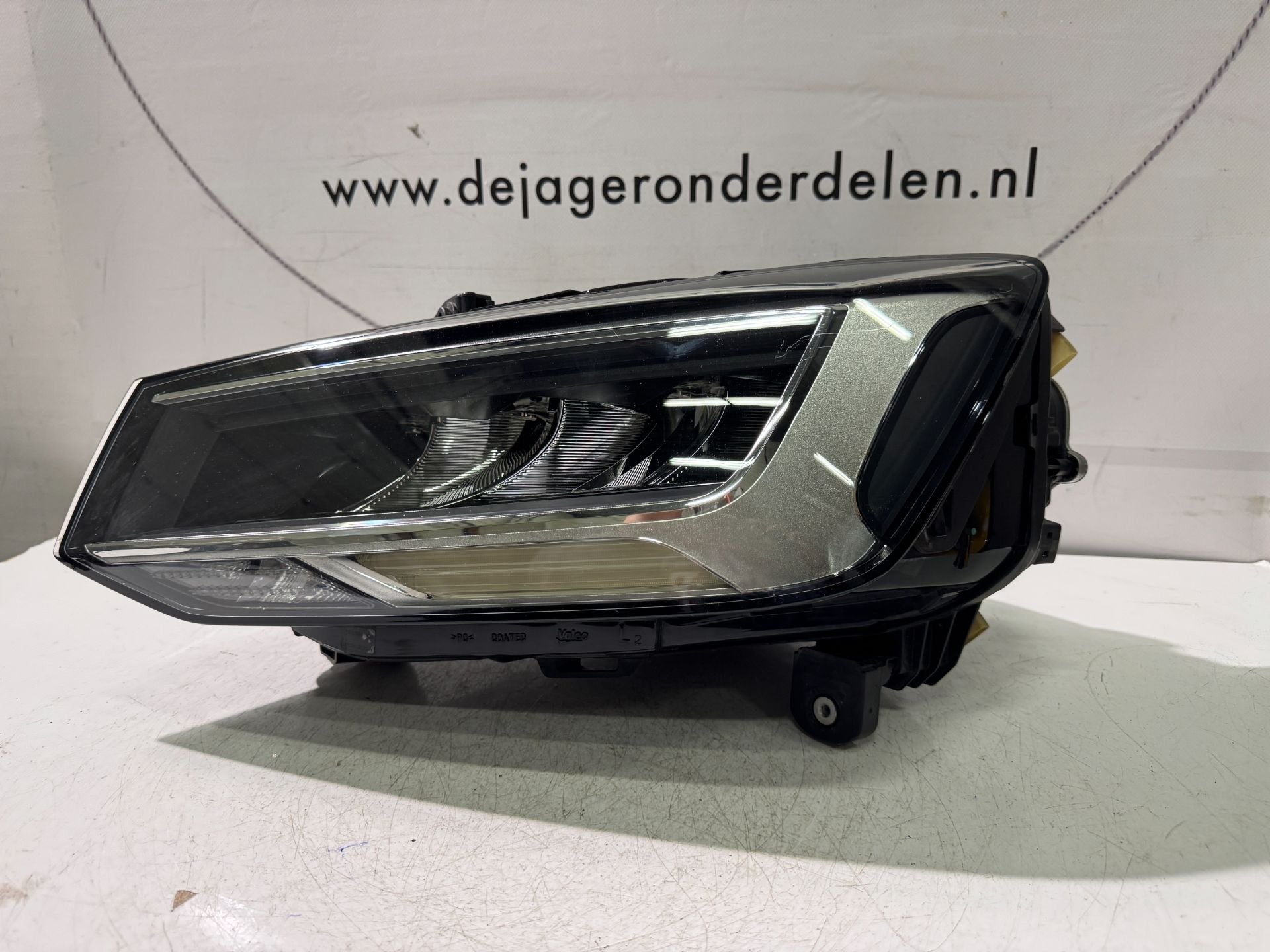 AUDI Q2 81A LED KOPLAMP LED LINKS 81A941011 2020-, Gebruikt, AUDI AG, Auto-Union-Strasse 1
85045  Ingolstadt, DE, Kundenbetreuung@audi.de