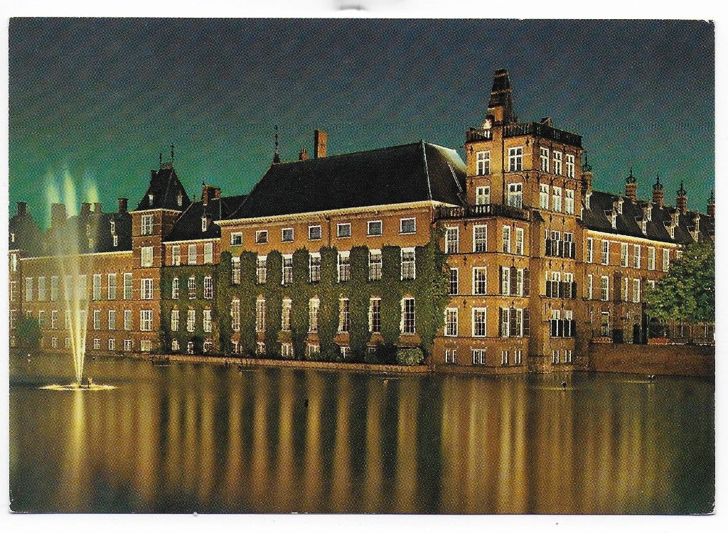 Den Haag hofvijver Gelopen Ansichtkaart ( B4539 ), Ophalen of Verzenden, 1980 tot heden, Gelopen, Zuid-Holland