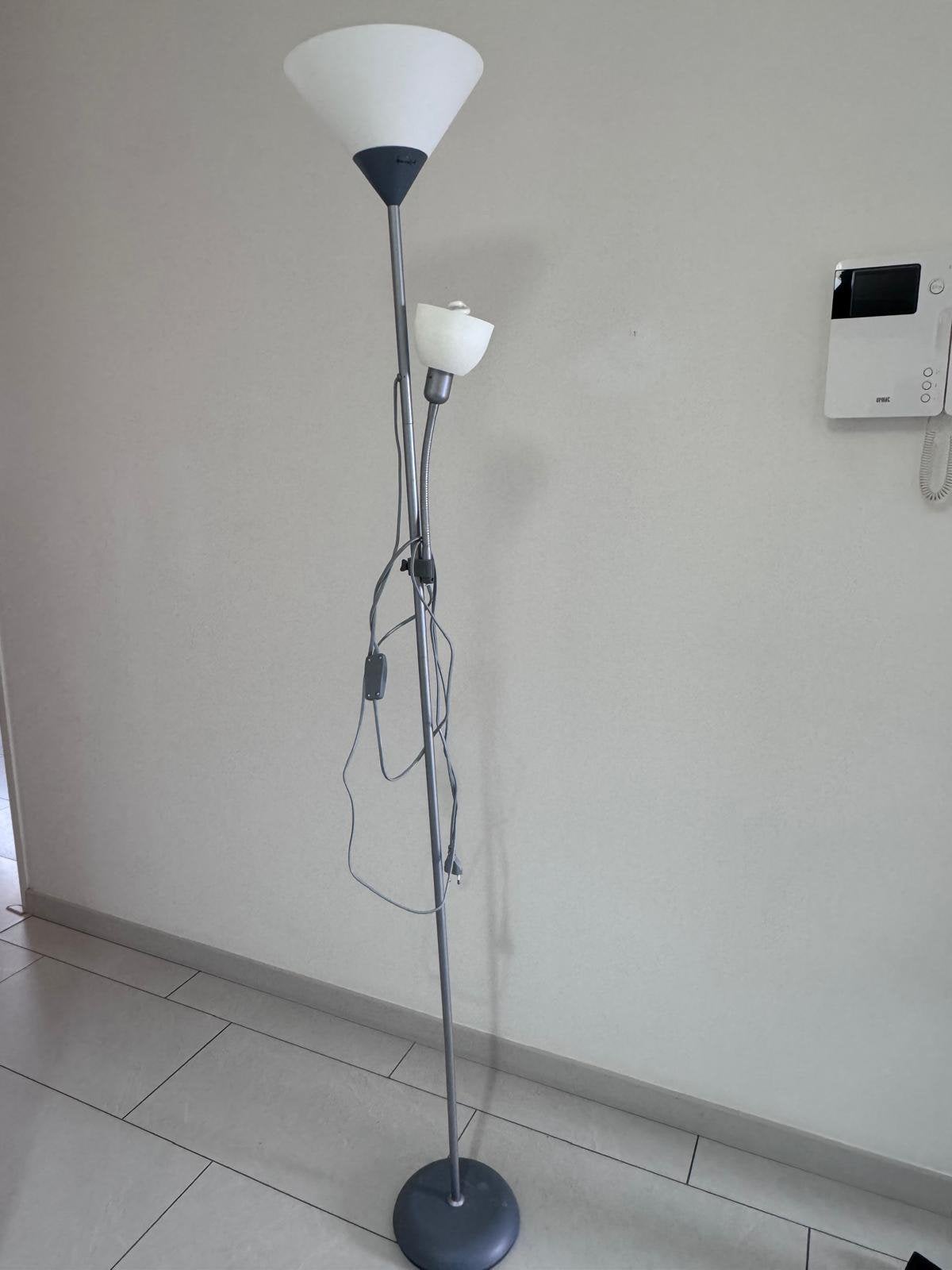 Kamerlamp met ampul, Ophalen, Zo goed als nieuw, Minder dan 100 cm