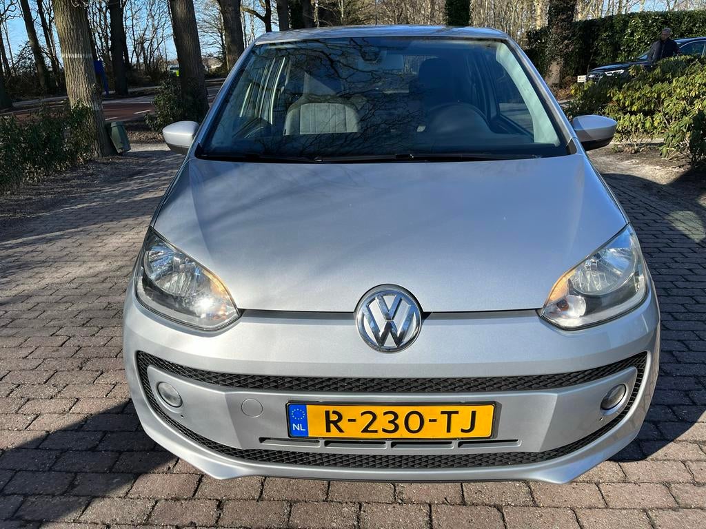 Volkswagen up! 1.0 60PK 3D 2013 Grijs, Auto's, Volkswagen, Voorwielaandrijving, Up!, 4 stoelen, Handgeschakeld