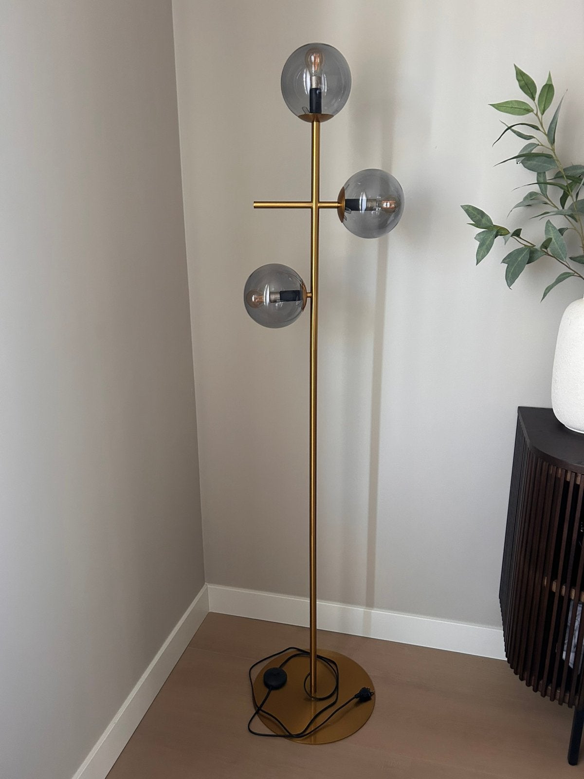 Goude vloerlamp Kwantum, Ophalen, Zo goed als nieuw, 150 tot 200 cm