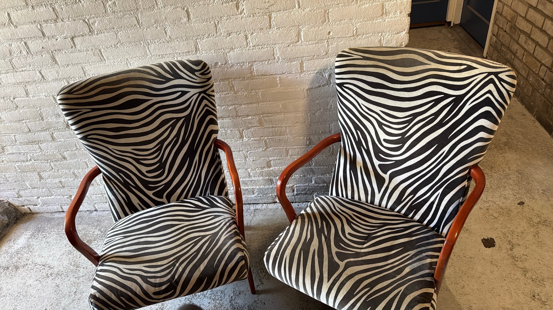 Zebra fauteuil twee stuks, Ophalen, Gebruikt, Hout