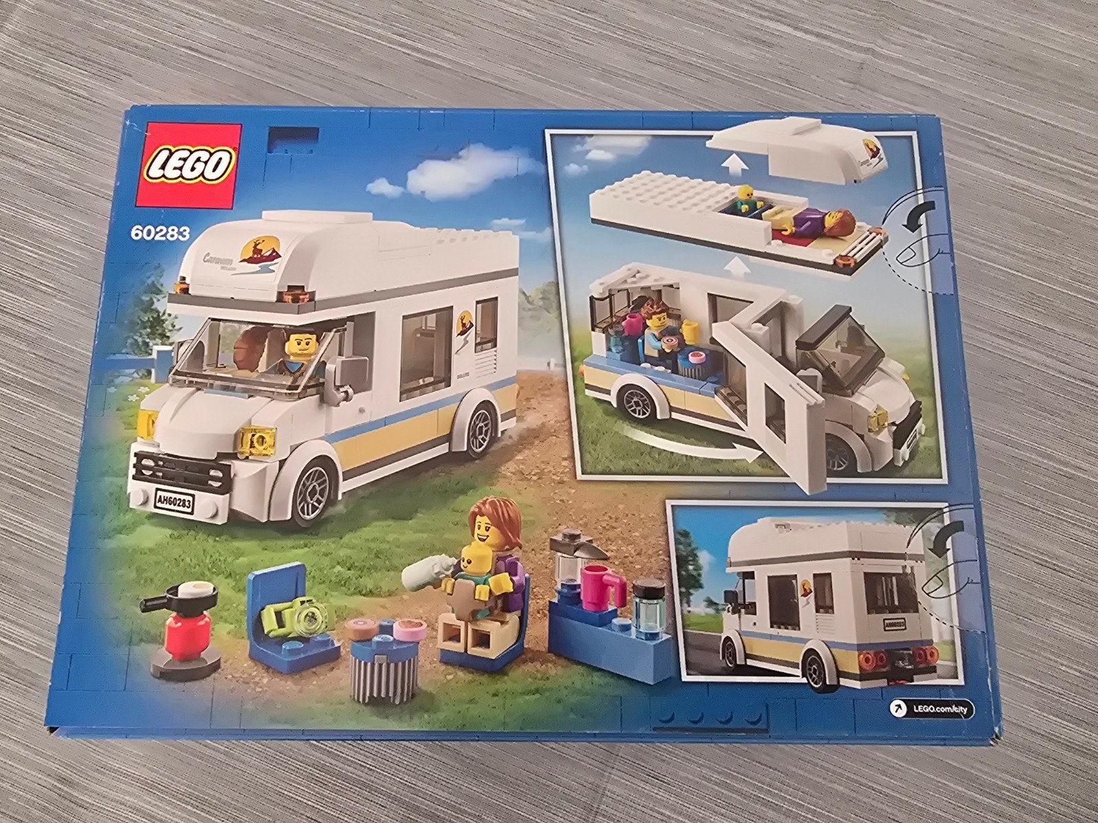 Lego City Campervan 60283 - Nieuw in doos