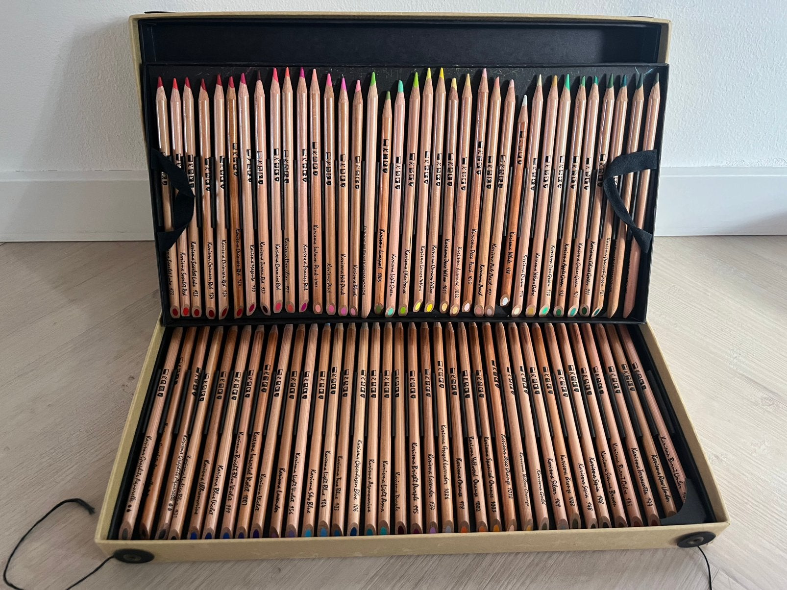 Set van 72 Karisma Potloden, Ophalen, Zo goed als nieuw, Potlood of Stift