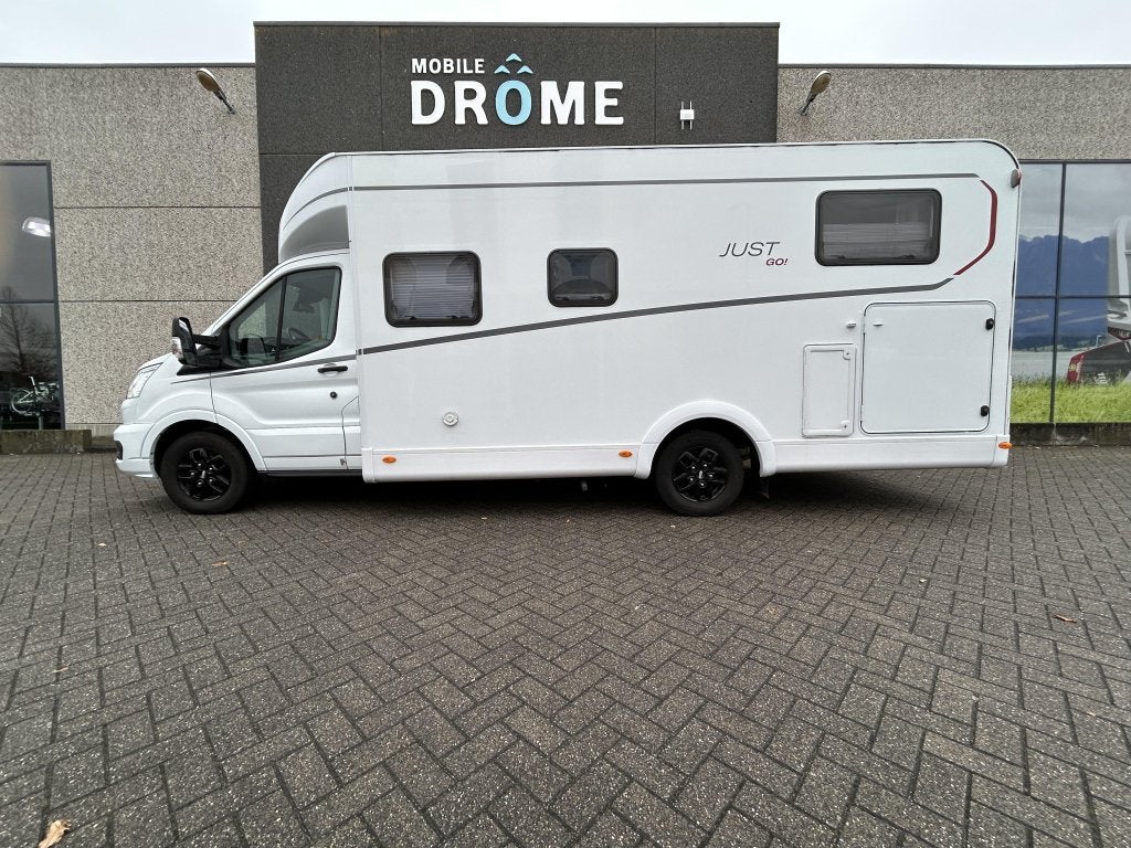 Caravans And Camping Zeer