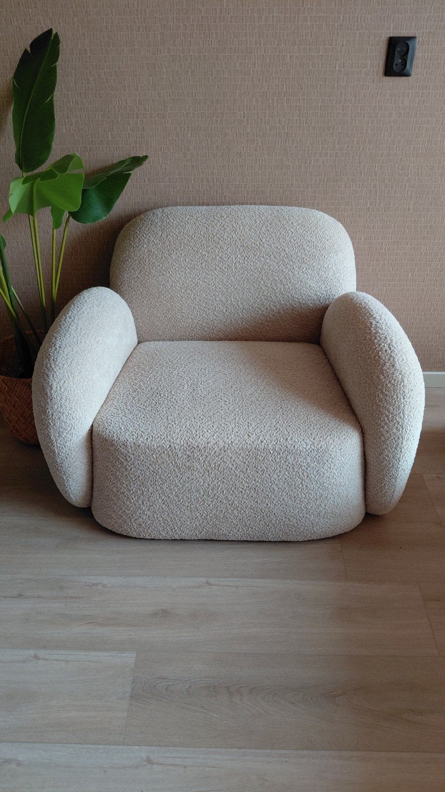 Comfortabele Bouclé Fauteuil - Crème Wit, 75 tot 100 cm, Ophalen of Verzenden, Zo goed als nieuw, 75 tot 100 cm