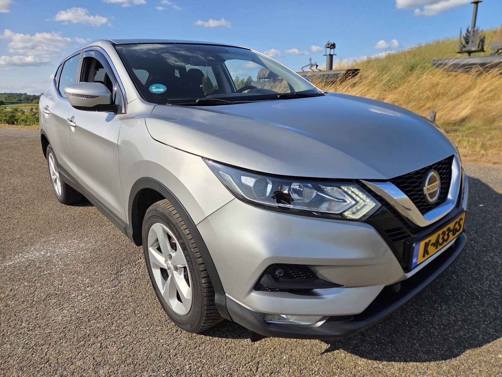 Nissan Qashqai 1.5 dCi 115pk DCT AUTOMAAT 2020 Grijs, Auto's, Stof, Zwart, 4 cilinders, Diesel