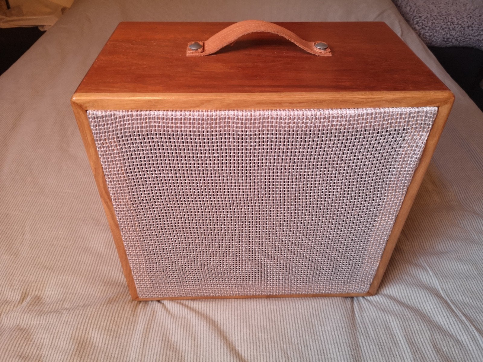 Prachtig en compact gitaarcabinet, Ophalen, Zo goed als nieuw, Minder dan 50 watt