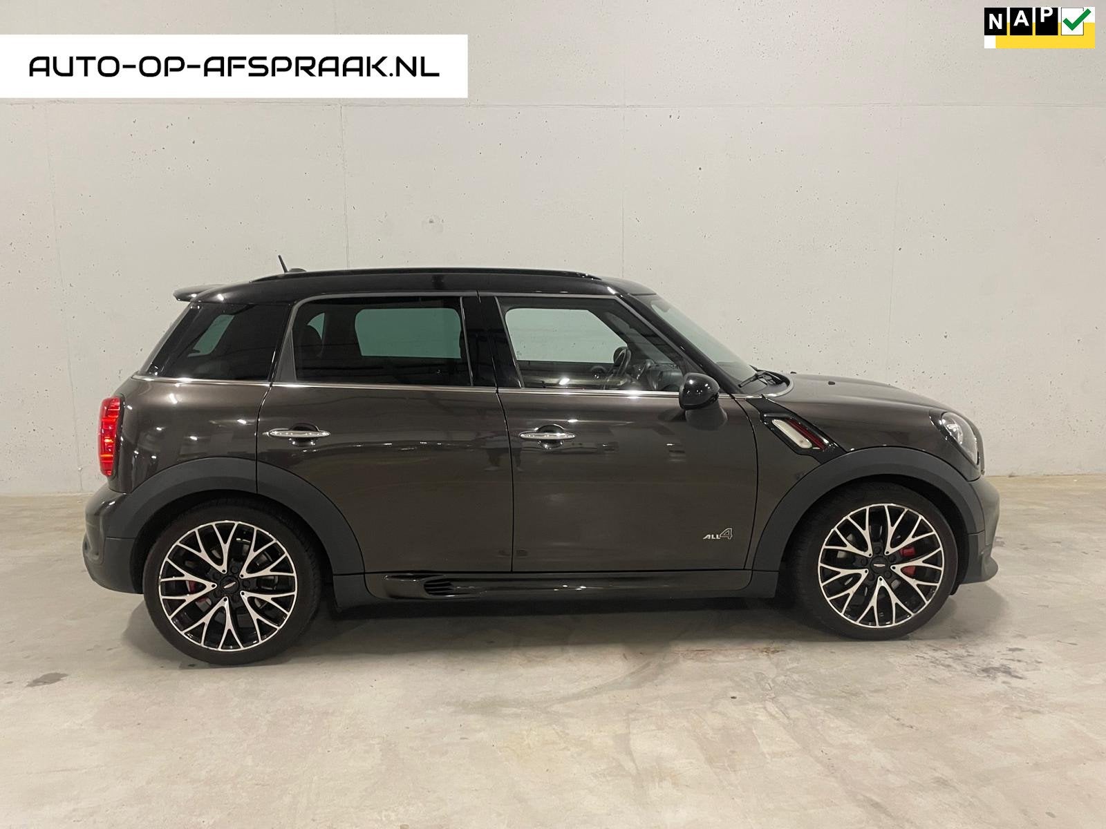 Mini Mini Countryman 1.6 John Cooper Works ALL4 Chili Leer N, Auto's, Dealer onderhouden, 1380 kg, Gebruikt, Euro 6