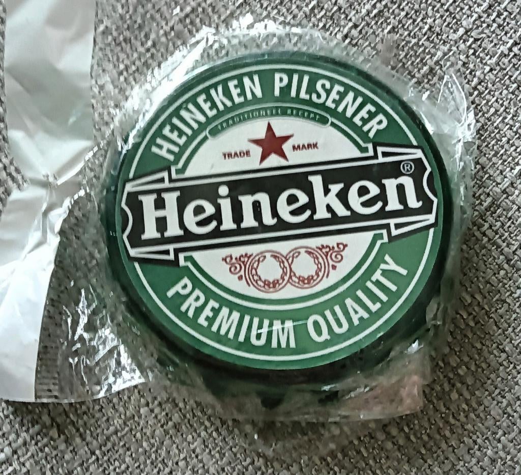 Heineken bier opener nieuw diameter ongeveer 8 cm bierdop, Ophalen of Verzenden, Nieuw, Flesopener, Heineken