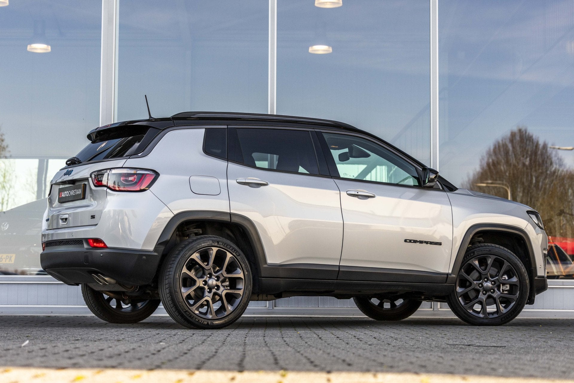 Jeep Compass 4xe 240 Plug-in Hybrid Electric S | Pano | Alpi, 12 maanden, Bedrijf, Vierwielaandrijving, 1835 kg