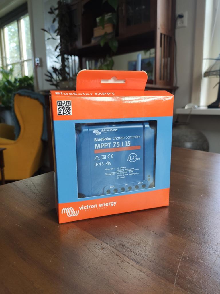 Victron BlueSolar MPPT 75/15 Laadregelaar Zonnepaneel, Ophalen of Verzenden, Zo goed als nieuw