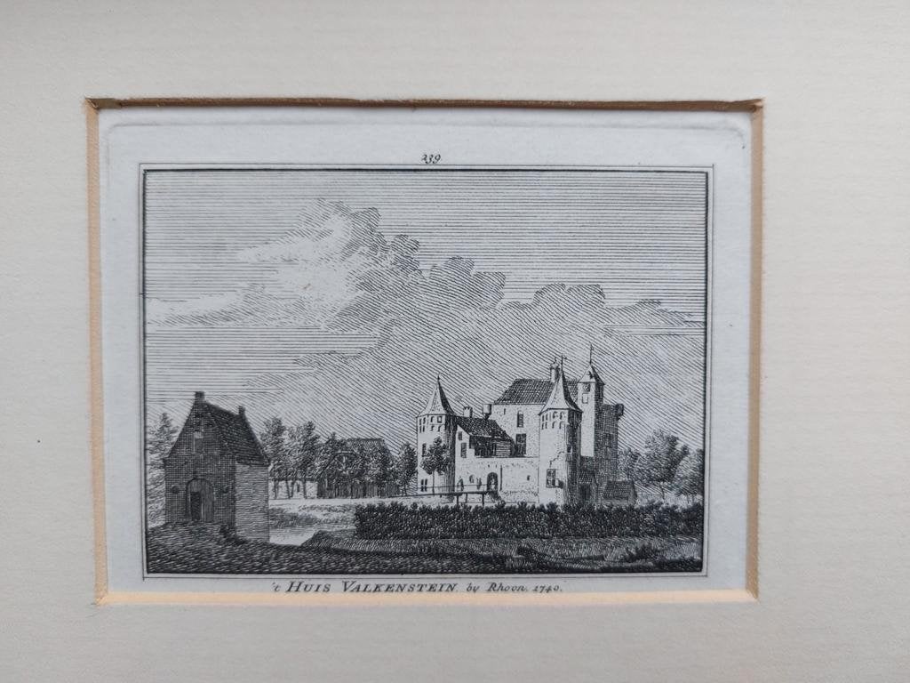 239 / 't Huis Valkenstein bij Rhoon Gravure uit de 18e eeuw, Ophalen of Verzenden