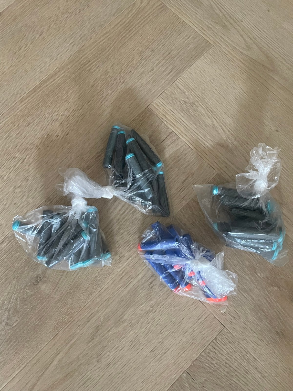Nerf pijltjes - 4 zakjes, totaal 80 stuks, Kinderen en Baby's, Ophalen, Nieuw, Jongen of Meisje