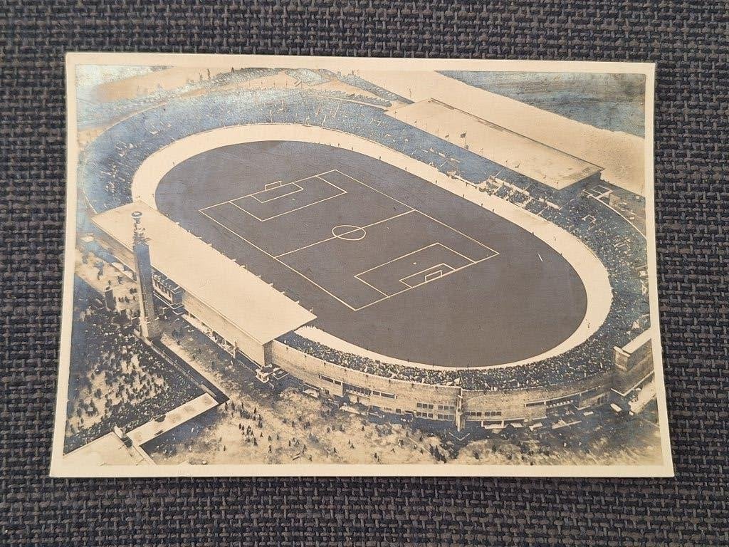 Voetbalglorie Plaat Olympisch Stadion, Verzamelen, Sportartikelen en Voetbal, Verzenden, Gebruikt, Overige typen