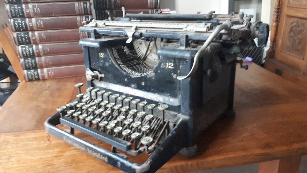 Prachtige antieke typemachine, Antiek en Kunst, Antiek | Kantoor en Zakelijk, Ophalen