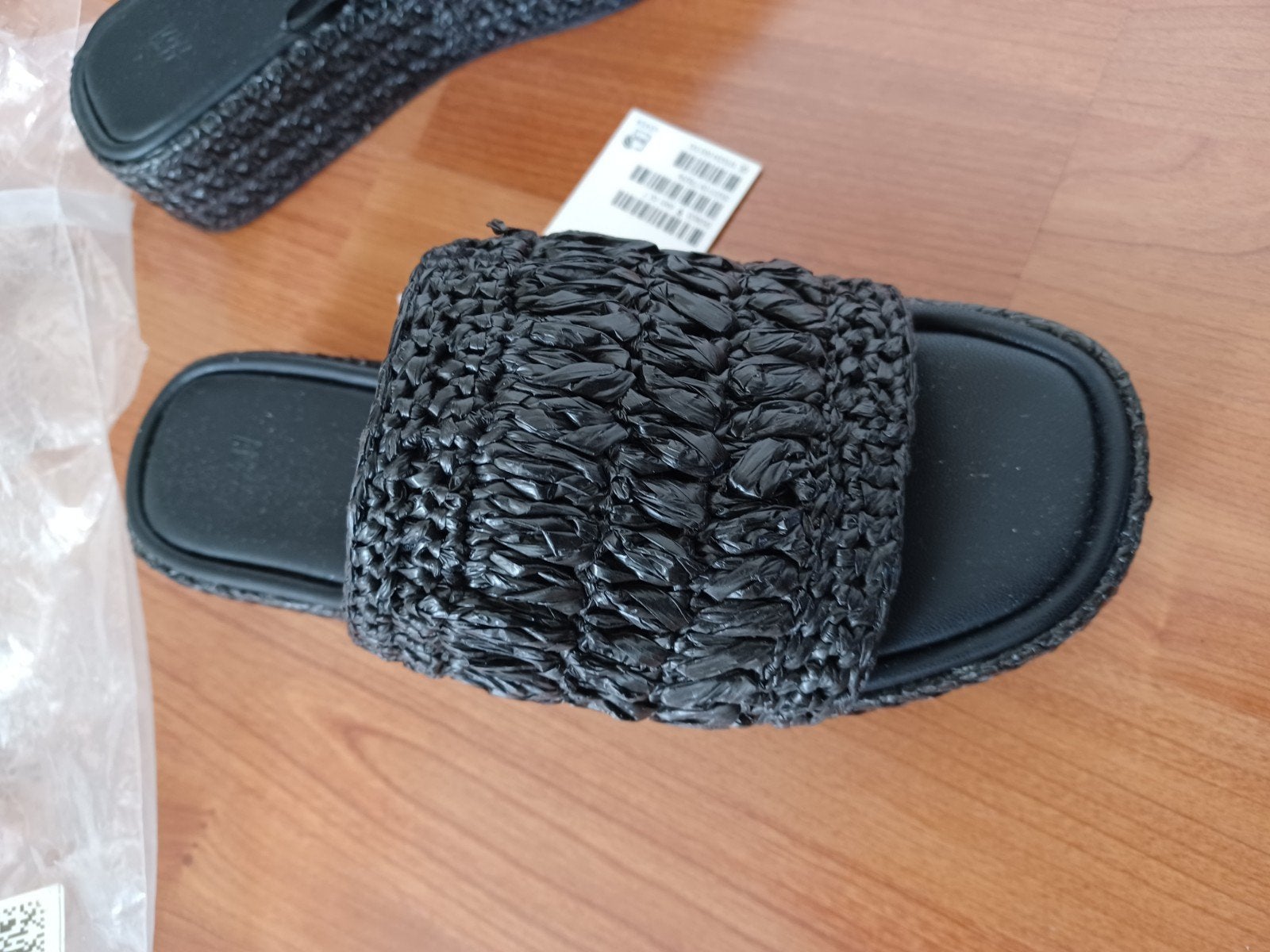 H&M Zwarte Raffia Plateau Slippers Maat 35 Nieuw, Slippers, H&M, Zwart, Nieuw