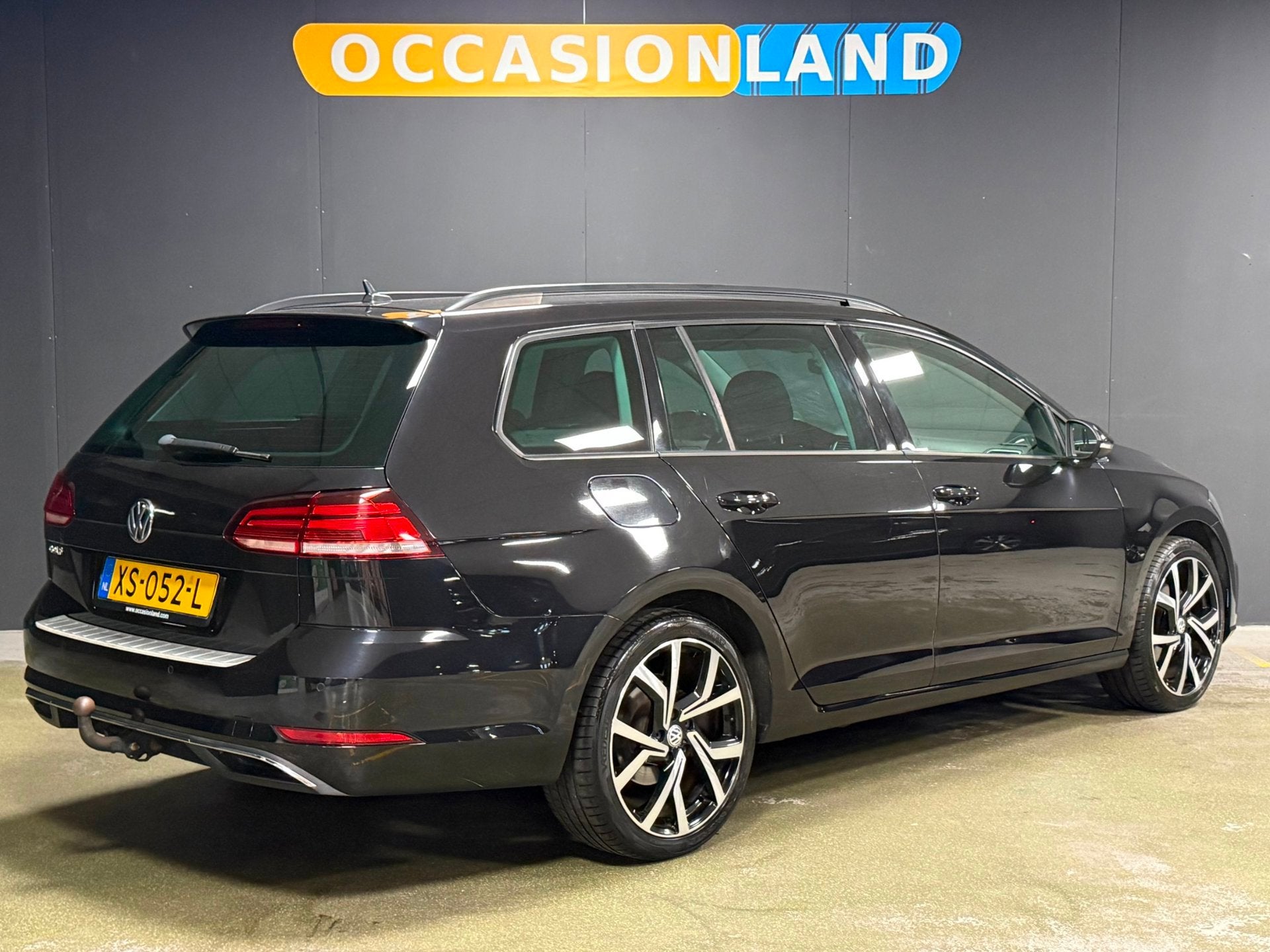 Volkswagen Golf Variant 1.4 TSI Comfortline Business|TREKHAA, Gebruikt, 4 cilinders, Zwart, 19 km/l