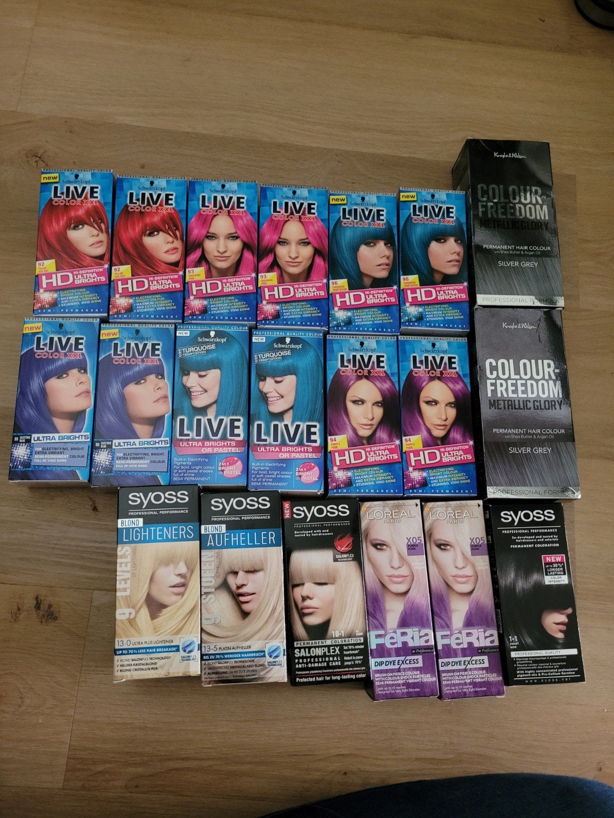haarverf Schwarzkopf ultra Brights en meer €2,- per stuk, Ophalen of Verzenden, Zo goed als nieuw, Overige typen
