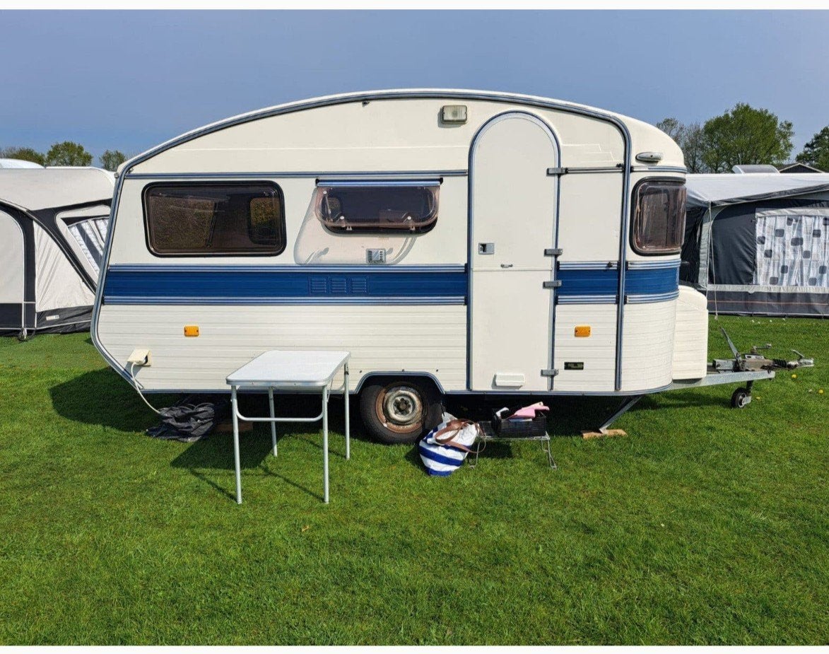 Constructam Coral 3T - Vintage caravan met voortent, Standaardzit, Tot en met 2, Particulier, Kachel