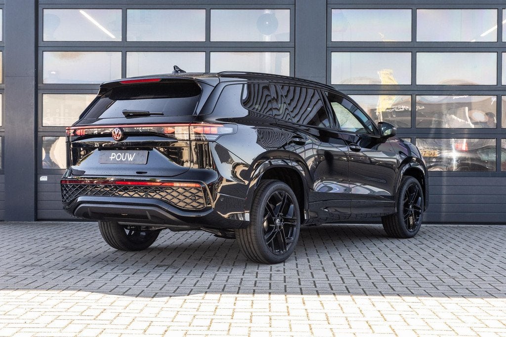 Volkswagen Tayron 1.5 eHybrid 204pk R-Line Edition | Trekhaa, Auto's, Volkswagen, 12 maanden, Stof, 1498 cc, 4 cilinders